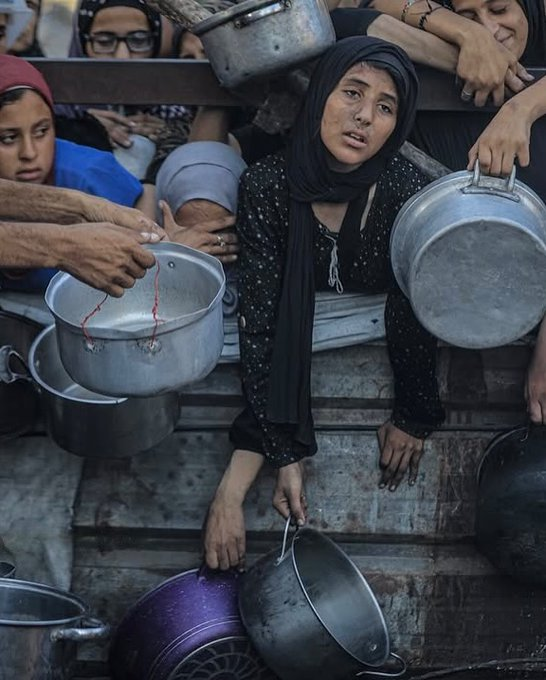 Demosida Gaza, Dukha Tak Tertahan