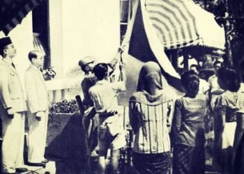 Pengibaran bendera merah putih pertama di Aceh dalam Tahun 1945