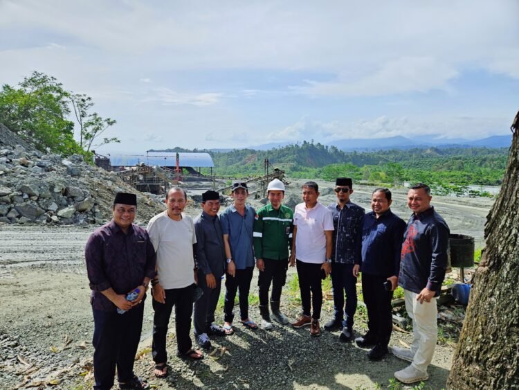 Kunjungan Dapil Anggota DPR Aceh Kunjungi Lokasi Tambang di Abdya, Romi Syah Putra: Perusahaan Tambang Perhatikan Dampak Lingkungan dan Serap Tenaga Kerja Lokal