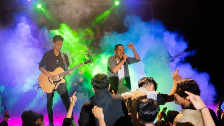 Kisah Nazar Shah Alam dan Apache 13: Dari Sastra, Ngamen, hingga Jadi Ikon Musik Aceh