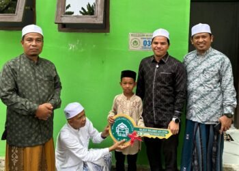 Abina Muhaimin Peusijuk dan Serahkan Bantuan Rumah Anak Yatim Piatu Bantuan MSA Aceh Utara