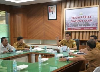 Sekda Aceh Pimpin Rapat Tindak Lanjut Pengelolaan Sumur Minyak Masyarakat