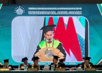 Santun, Bersahaja, Berilmu: Tgk. Zulfahmi dari Cot Kupok ke Doktor Terbaik UAC