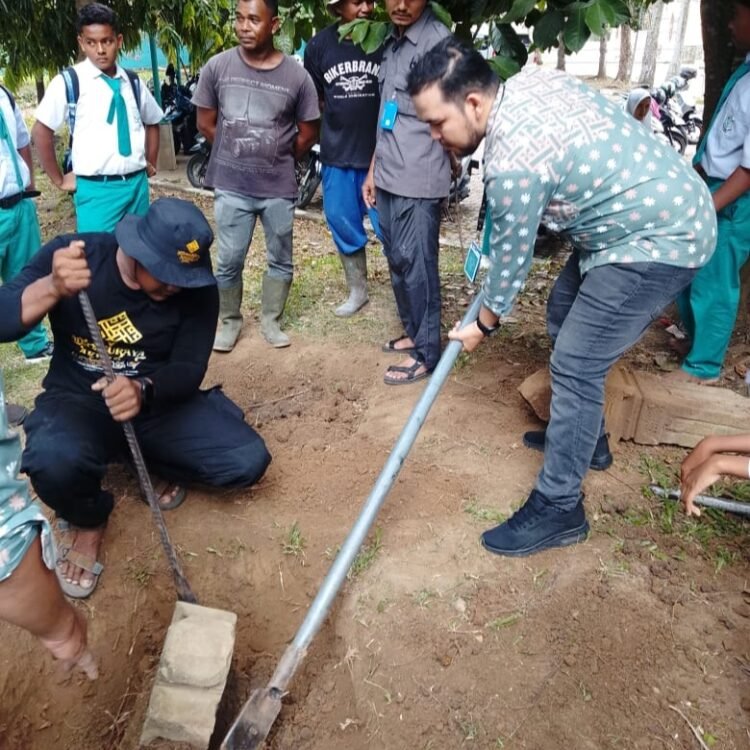 Siswa SMP Sukma Bangsa Ikuti Kegiatan Meuseubeut Bersama Komunitas Beulangong Tanoh
