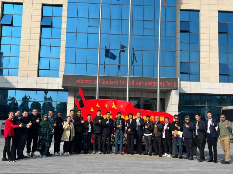 Gubernur Aceh Kunjungi Peternakan Telur Terbesar di Henan, Tiongkok