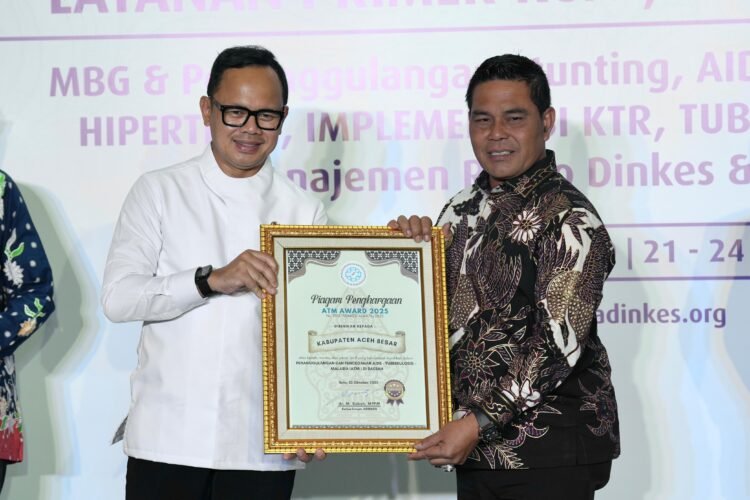 Aceh Besar Terima Penghargaan Penanggulangan AIDS, Tuberkulosis dan Malaria Tahun 2025