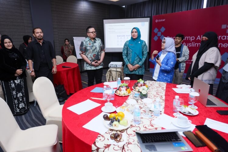 Kembangkan Produk Fesyen Aceh, Kemenekraf Awali Program Akselerasi Fesyen Muslim Indonesia dari Aceh