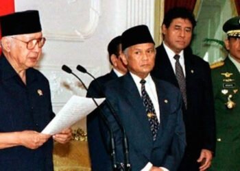 Pidato Wiranto Setelah Soeharto Mundur: “ABRI Mendukung Proses Pengalihan Kekuasaan Secara Konstitusional”
