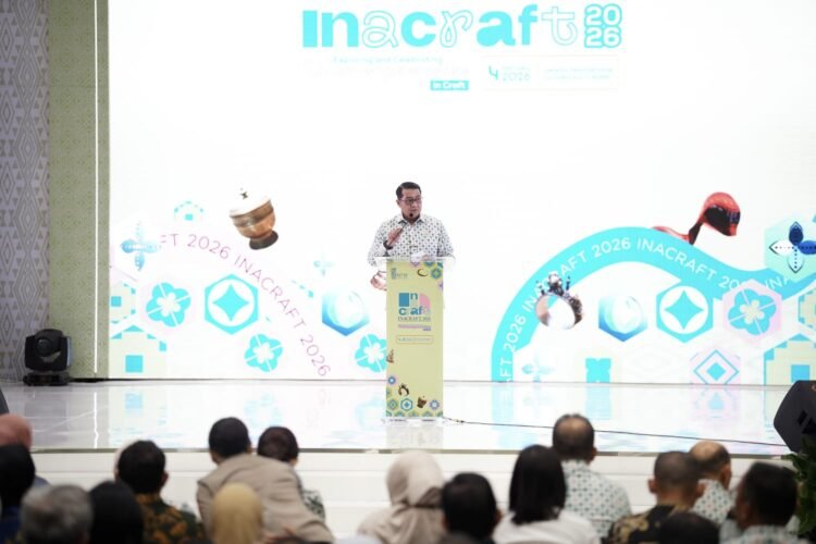 Menteri Ekraf Tegaskan Peran Perempuan Perkuat Daya Saing Kriya Nasional di INACRAFT 2026