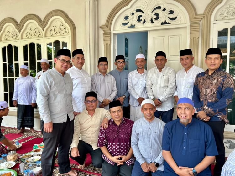 Dinas Pendidikan Dayah Aceh Ziarahi Keluarga Abu Tumin