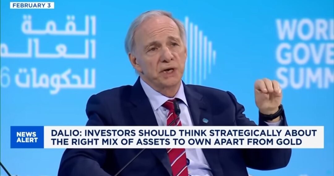 Ray Dalio Peringatkan Dunia di Ambang ‘Perang Modal’, Sarankan Emas sebagai Pelindung Aset