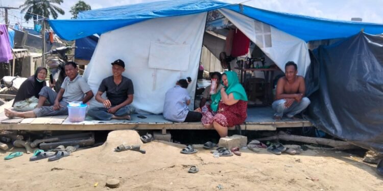 Masih di Tenda Saat Lebaran, Warga Aceh Tamiang Keluhkan Penyaluran DTH