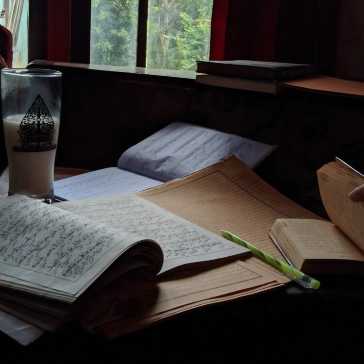 Mengurangi Gesekan Antara Kaum Tradisionalis dan Kaum Akademis dengan Tiga Tradisi Keilmuan Islam ala Prof. Amin Abdullah