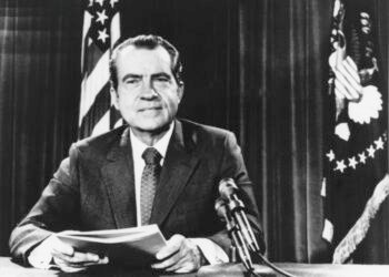 Petrodollar: Antara Dominasi Dolar, Pola Konflik Global, dan Hegemoni Amerika Serikat