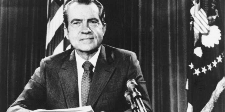 Petrodollar: Antara Dominasi Dolar, Pola Konflik Global, dan Hegemoni Amerika Serikat