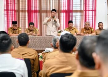 Bupati Aceh Besar Ajak Tenaga Kesehatan Layani Masyarakat Dengan Keikhlasan Hati