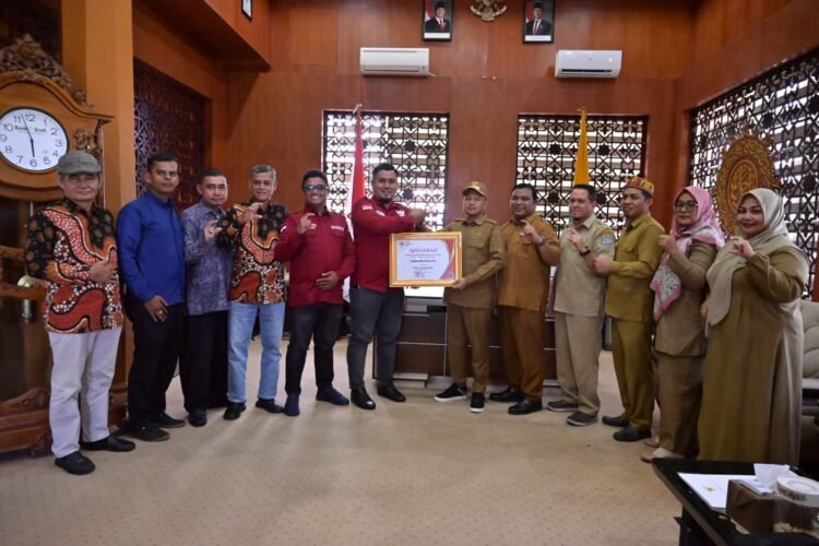 Bupati Aceh Jaya Terima Kunjungan Komisi Informasi Aceh, Bahas Penguatan Keterbukaan Informasi Publik