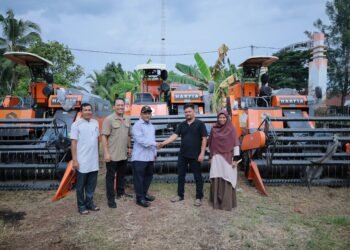 Perkuat Ketahanan Pangan, Pemkab Aceh Besar Salurkan Puluhan Alat dan Mesin Pertanian untuk Petani