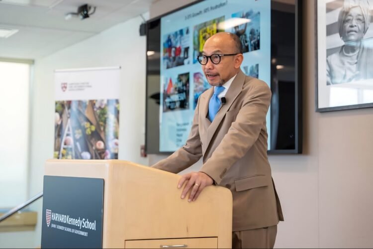 Chatib Basri Menilai Ekonomi Indonesia Hari Ini