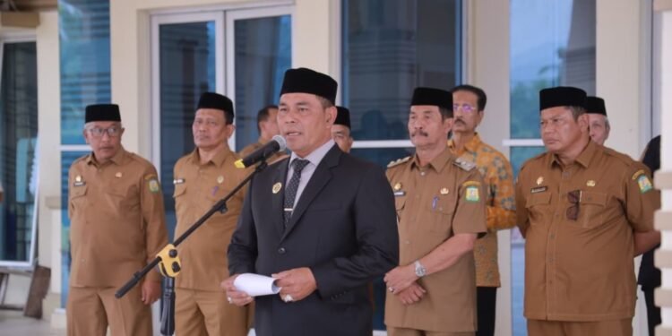 Bupati Aceh Besar Lantik Sejumlah Kadis dan Pejabat Administrator, Tekankan Amanah Jabatan dan Peningkatan Kinerja