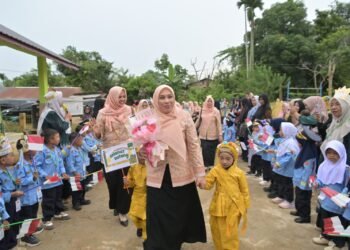DWP Aceh Salurkan Bantuan Perlengkapan Sekolah bagi Ratusan Siswa Terdampak Banjir