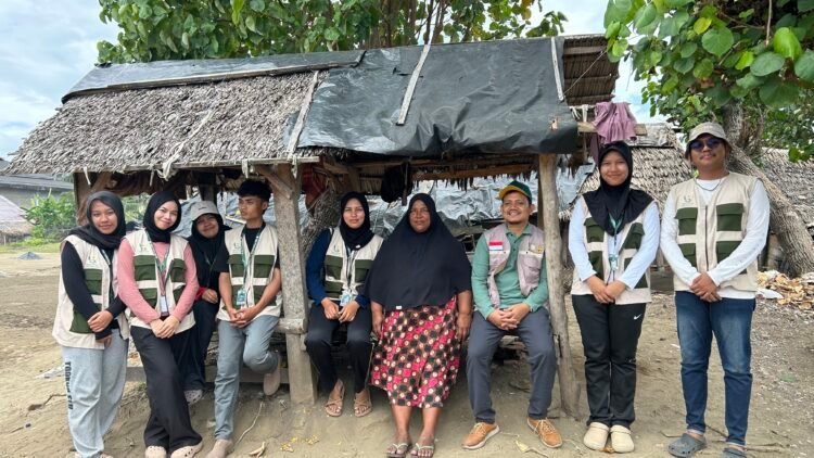Warisan Turun-Temurun, Petani Garam Paru Cot, Pidie Jaya Bertahan di Tengah Cuaca dan Biaya yang Tak Menentu