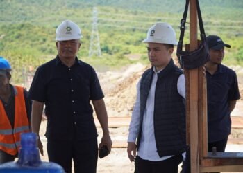 Dirut PT. PEMA Tinjau Pembangunan KIA Ladong, Percepat Realisasi Pabrik Baja Ringan dan Penyerapan Tenaga Kerja Lokal