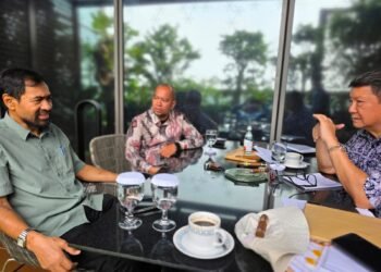 Mualem Bertemu Hashim, Bahas Percepatan Pembangunan Ekonomi Aceh