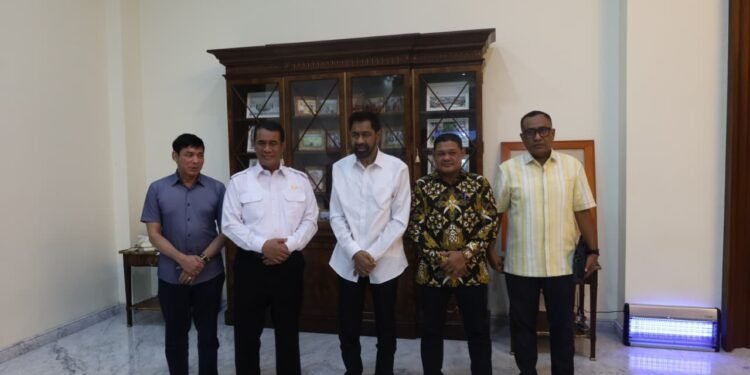 Bahas Pemulihan Sawah dan Kebun dengan Mentan, Gubernur Mualem: Kami Butuh Dukungan Pak Menteri