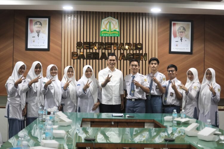 Masuk Grand Final LCC Empat Pilar MPR-RI, Sekda Nasir: Siswa SMA 2 Banda Aceh Wajib Masuk Karantina