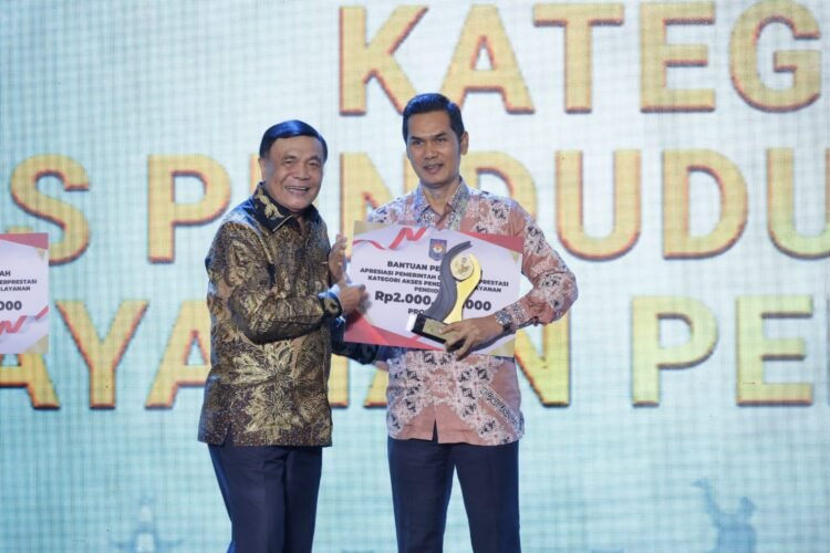 Pemerintah Aceh Raih Apresiasi Kategori Akses Penduduk ke Layanan Pendidikan