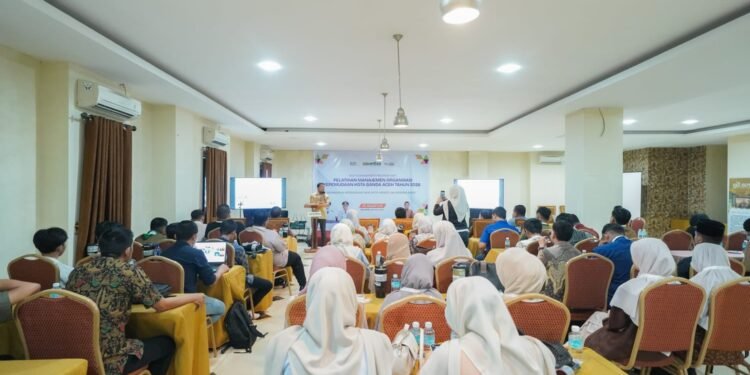 Bekali Kemampuan Pemuda, Dispora Banda Aceh Gelar Pelatihan Manajemen Organisasi