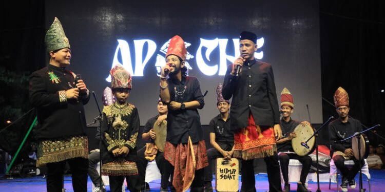 Hormati Syariat, Apache 13 Tampil Hanya dengan Rapai Pasee di HUT ke-800 Samudera Pasai