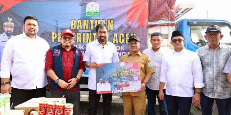 Gubernur Aceh Mualem Tinjau Pemulihan Pascabencana di Aceh Tamiang, Salurkan Bantuan Pertanian hingga Pendidikan