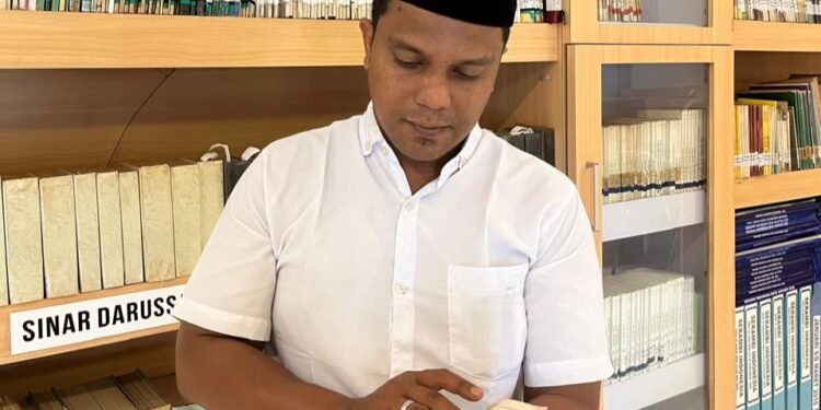 Pengibaran Bendera Bulan Bintang di Aceh: Jebakan Jati Diri dan Disparitas Ekonomi