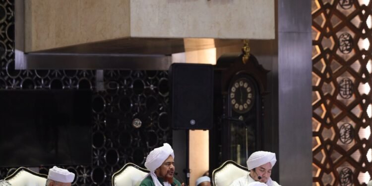 Pesan Al Habib Umar bin Hafidz tentang Marwah Ilmu dan Menyikapi Politik Praktis