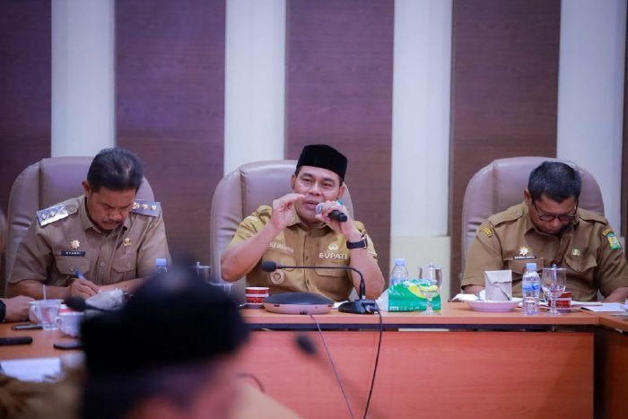 Perkuat Kinerja Pemerintahan, Bupati Aceh Besar Syech Muharram Idris Tekankan Koordinasi Antar-OPD